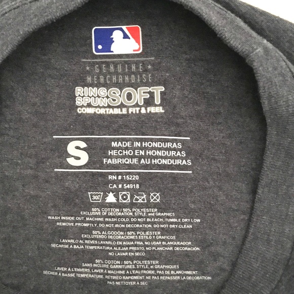 🖤Genuine Merchandise New York Yankees Logo T-Shirt - Picture 4 of 4